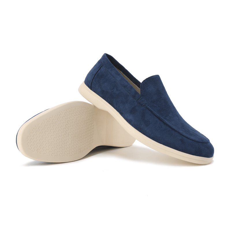 Mocassim de Camurça: Estilo e Conforto  em Cada Passo